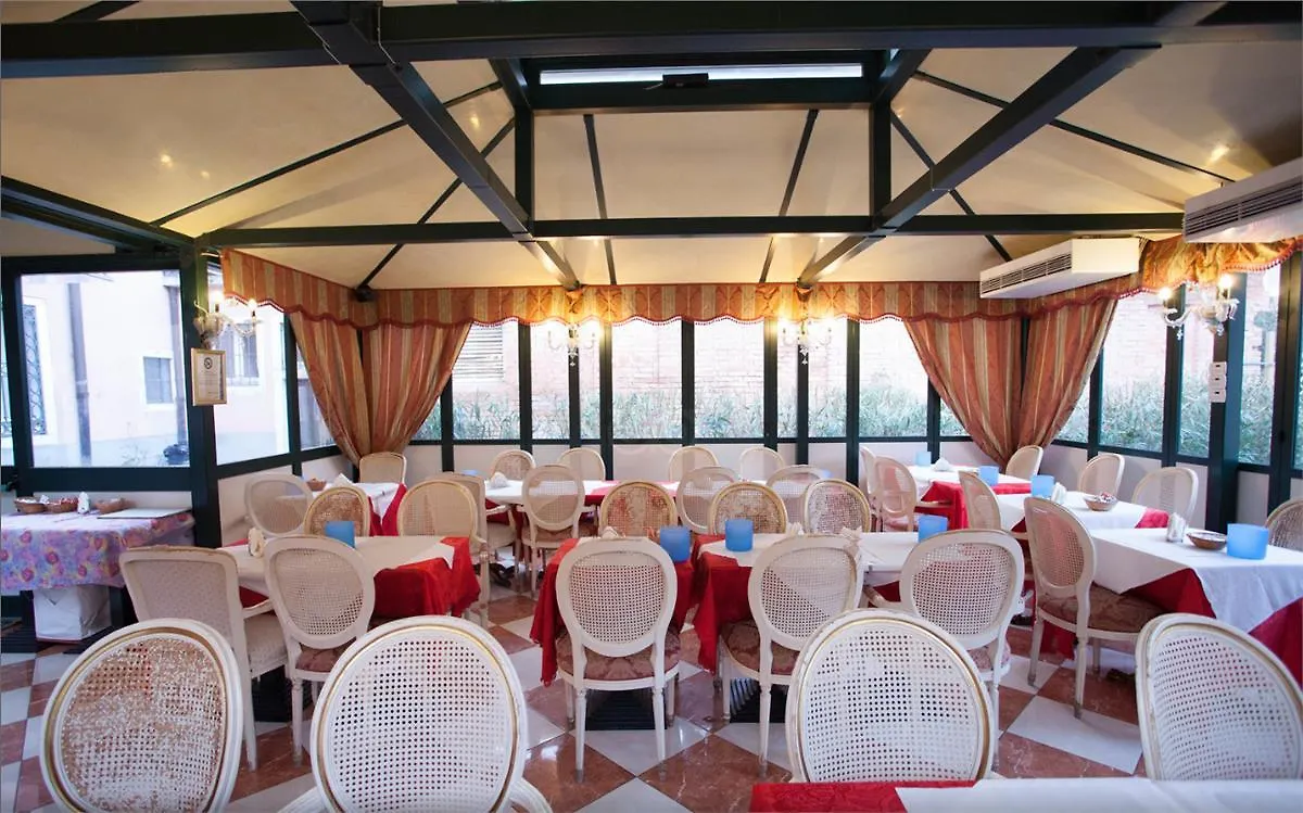 Hotel Tre Archi Venice