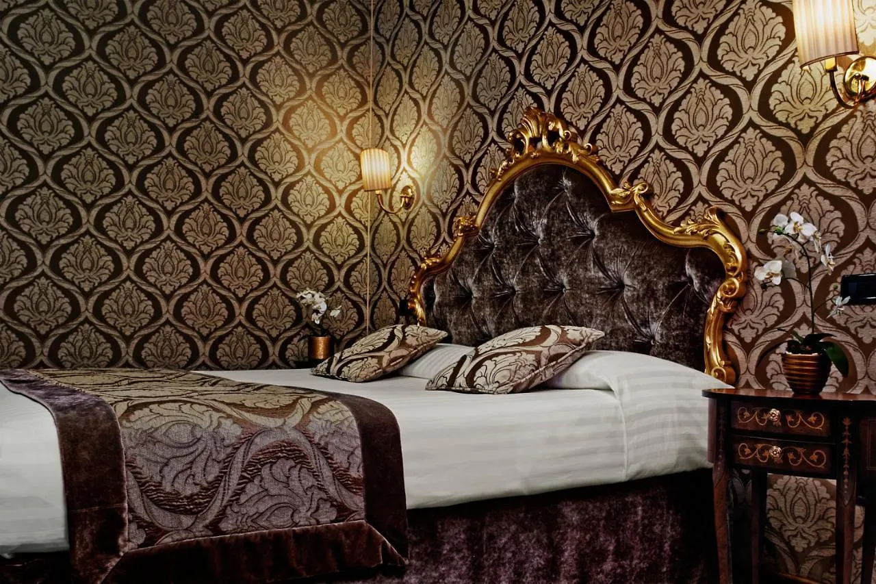 Hotel Tre Archi Venice 3*,  Italy