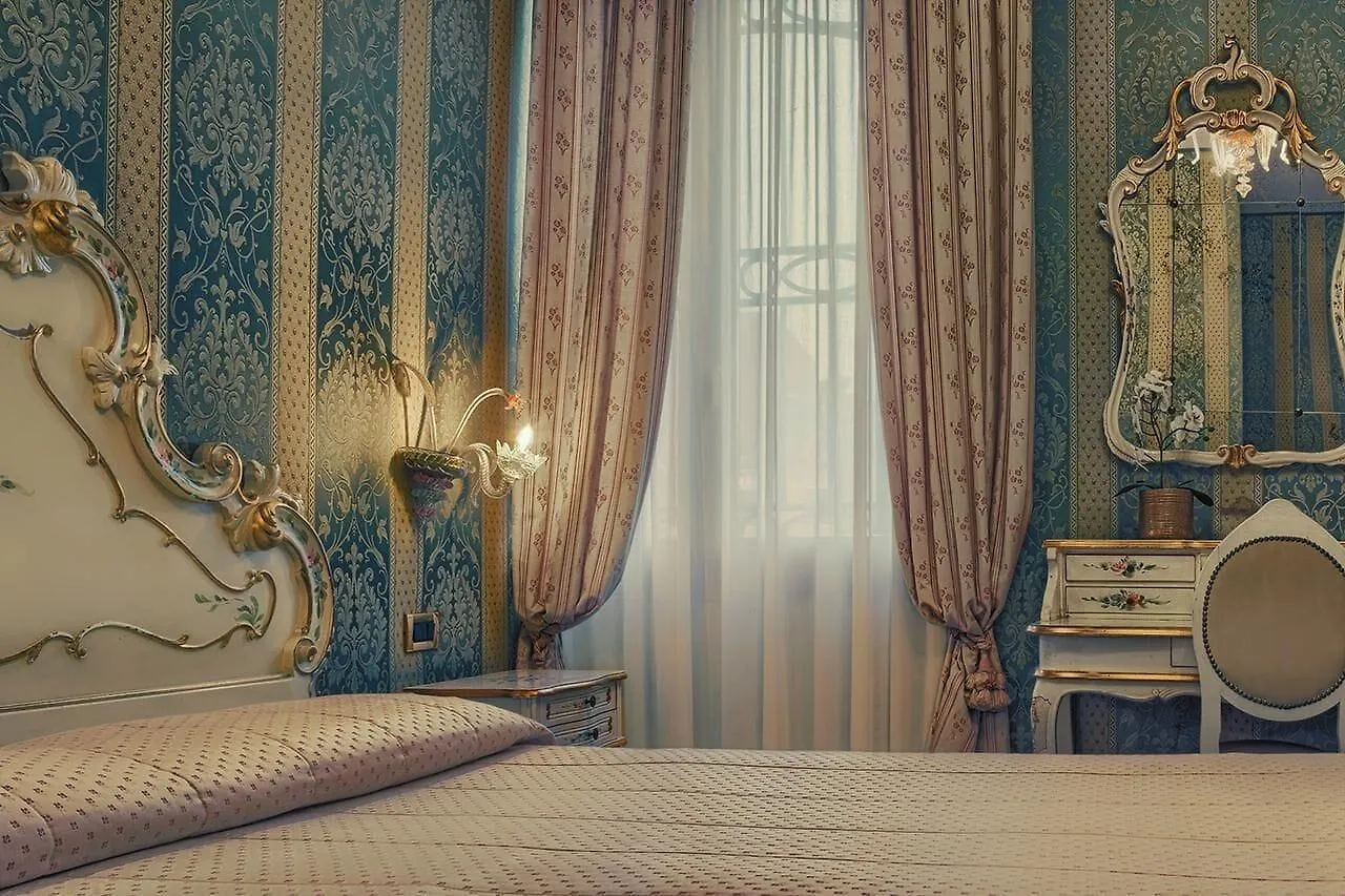 Hotel Tre Archi Venice