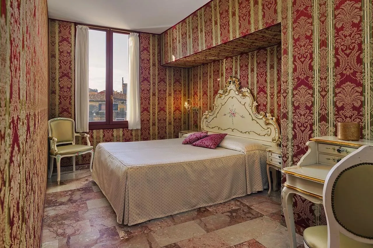 Hotel Tre Archi Venice Italy