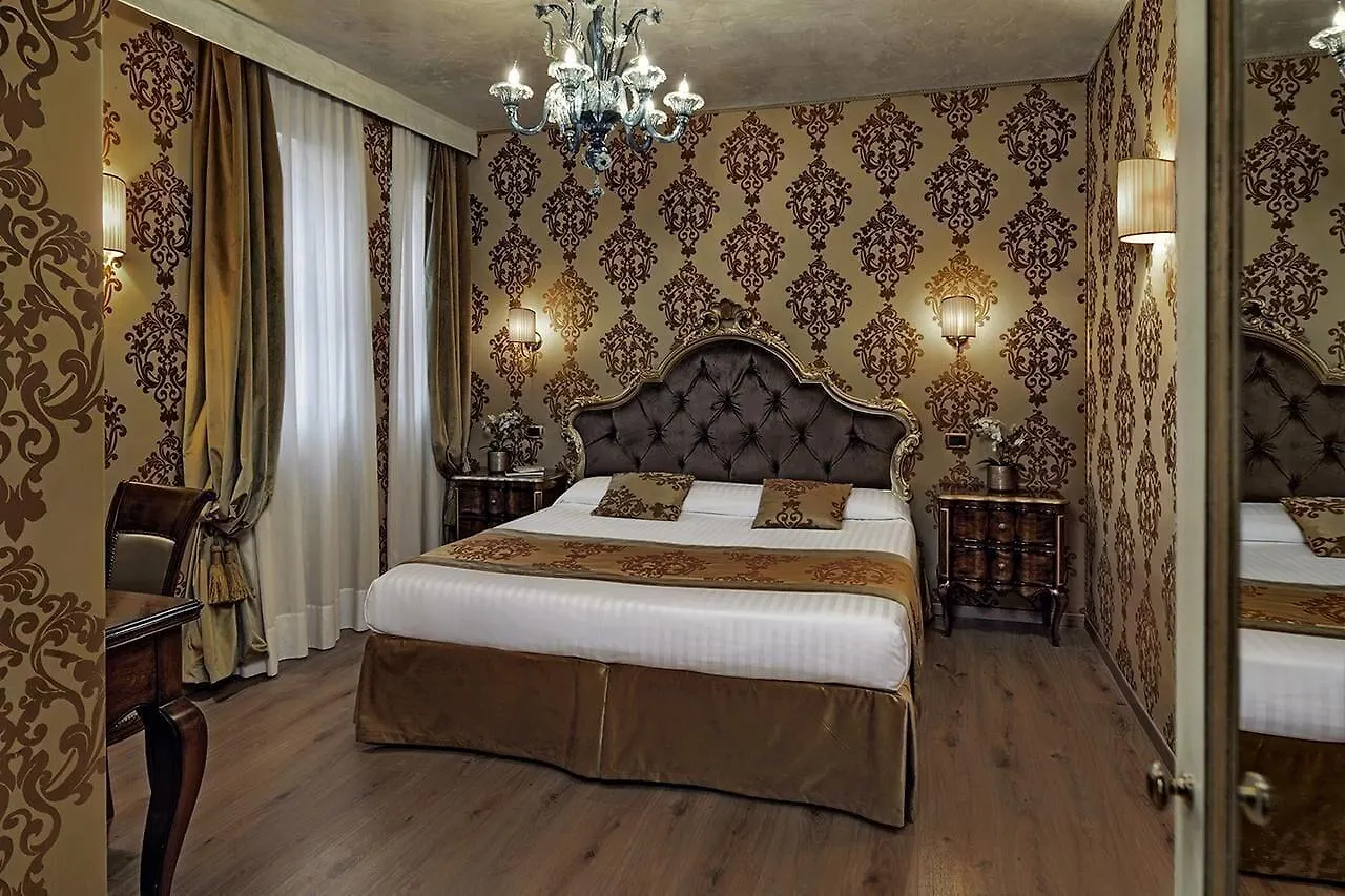 Hotel Tre Archi Venice