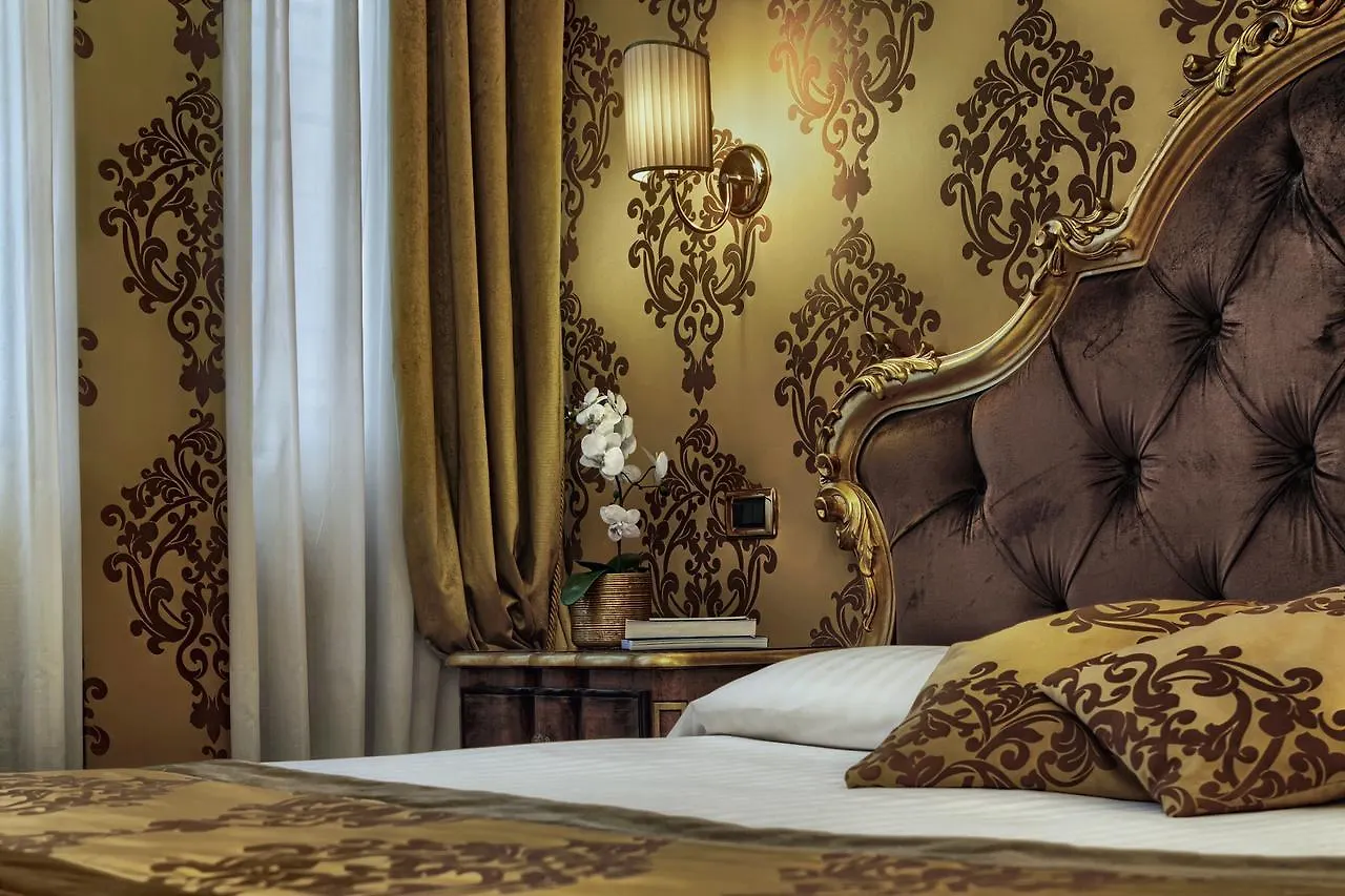 ***  Hotel Tre Archi Venice Italy