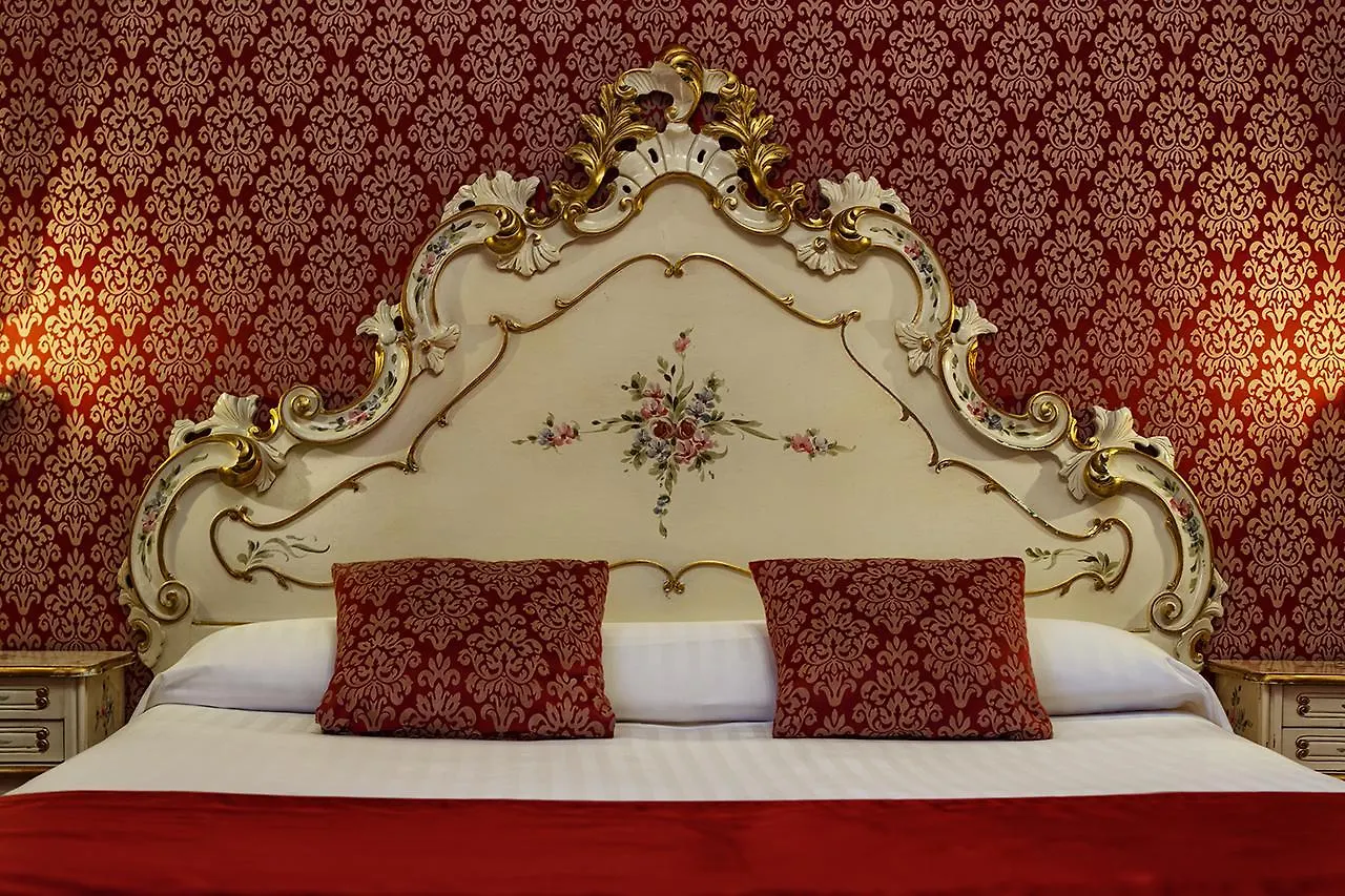 ***  Hotel Tre Archi Venice Italy