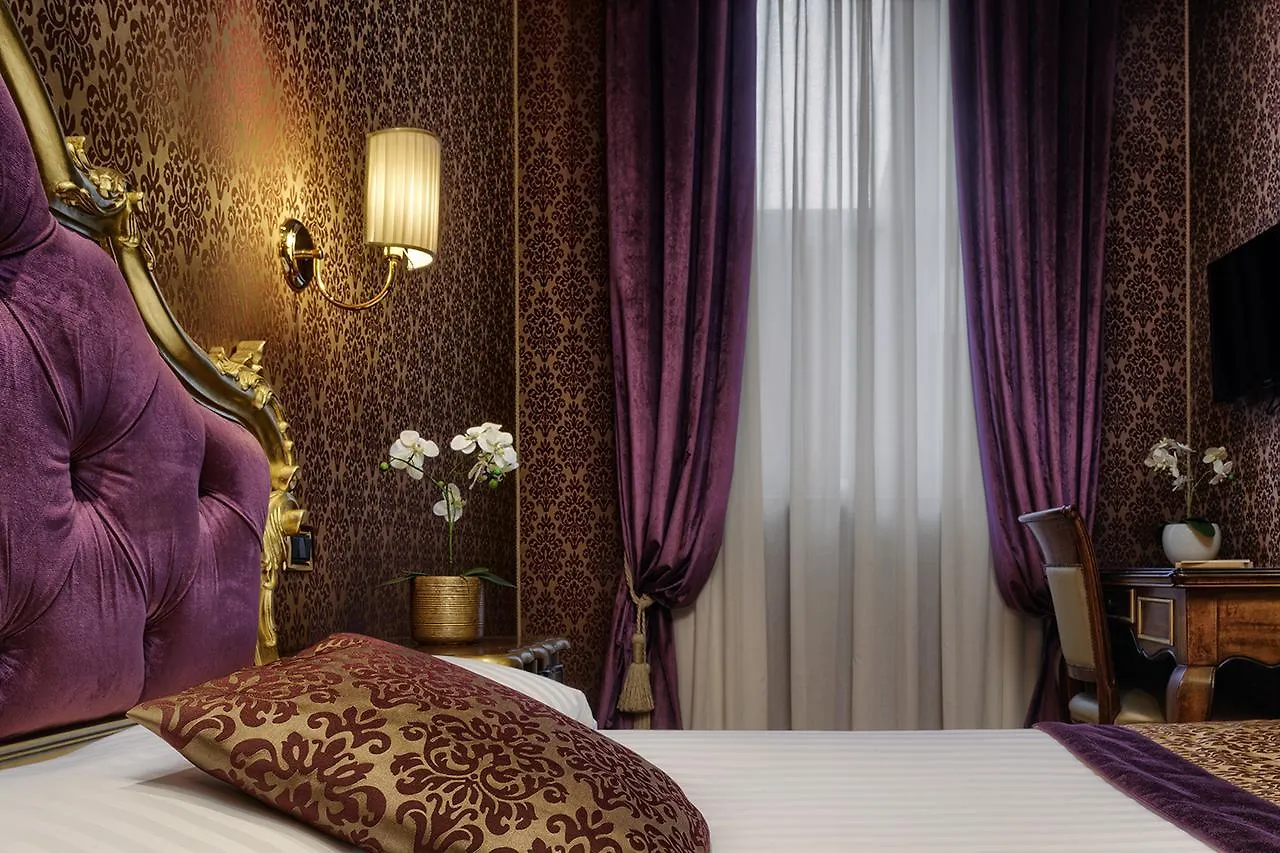 Hotel Tre Archi Venice 3*,